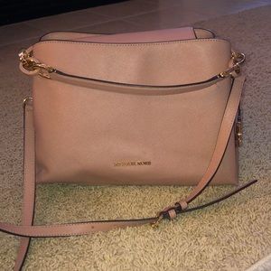 Micheal Kors dusty rose purse